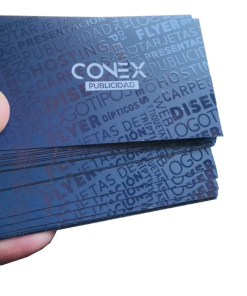 1000 tarjetas de presentación ultra premium con barniz UV